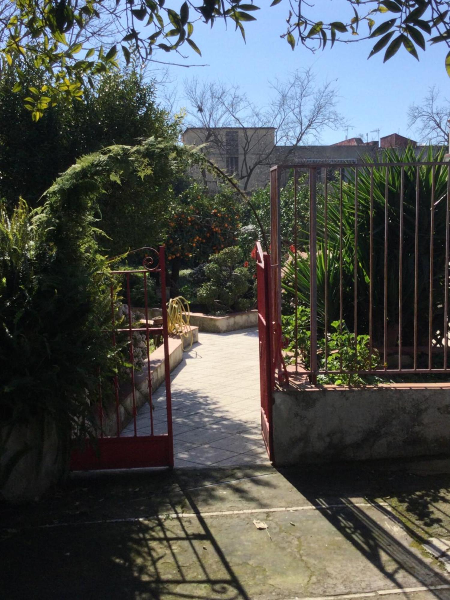 Oplontis' Garden - Holiday Apartment Near Pompeii Torre Annunziata Exteriör bild